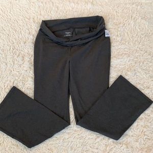 Motherhood Maternity / Women's Maternity Yoga Pants / Size: L